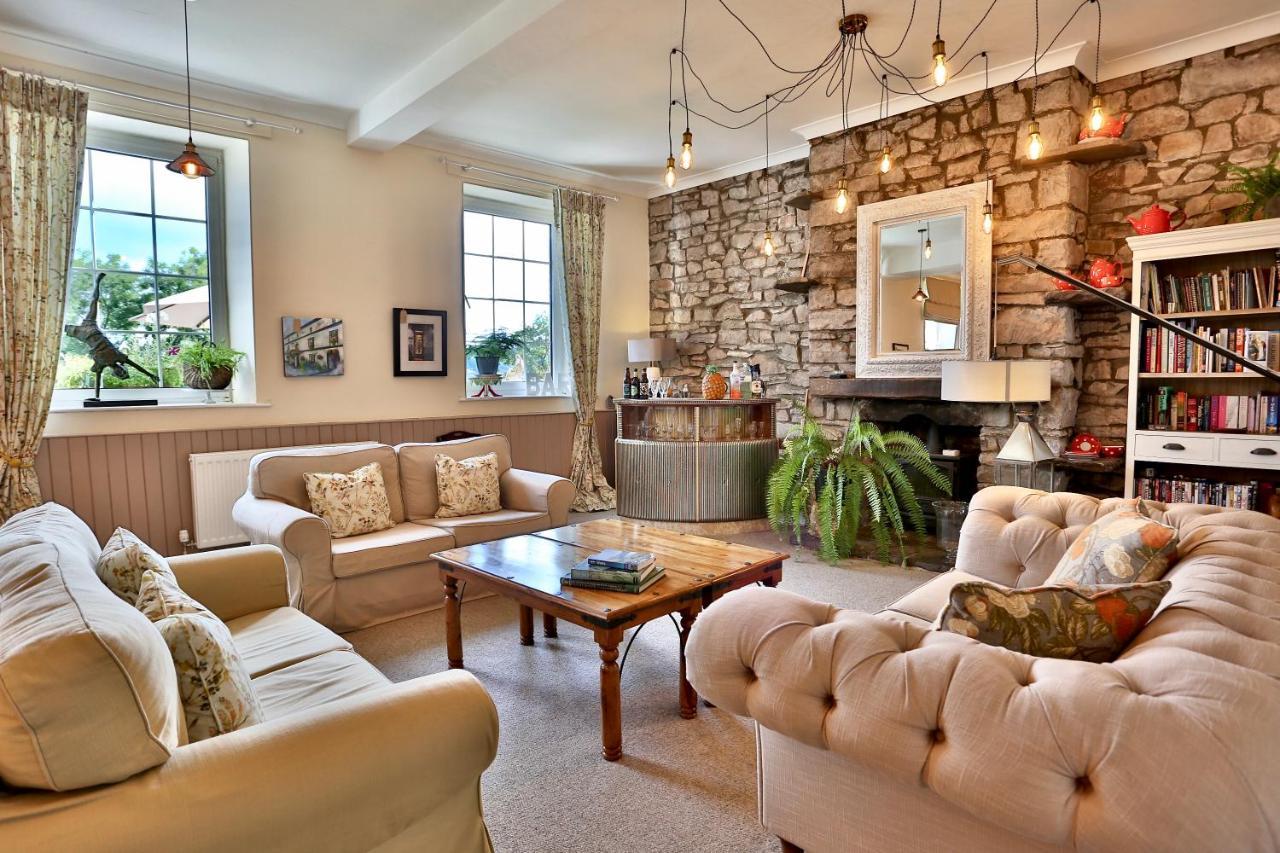 Ty Croeso Boutique B&B Crickhowell Bagian luar foto