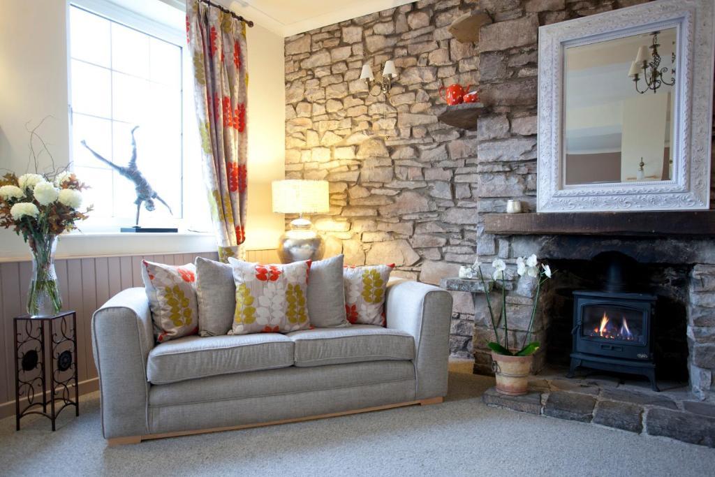 Ty Croeso Boutique B&B Crickhowell Bagian luar foto