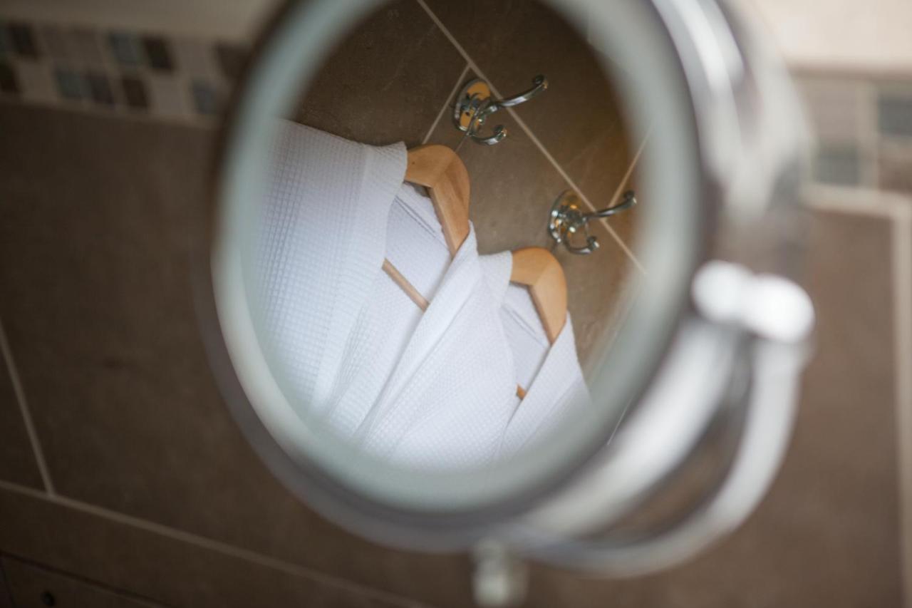 Ty Croeso Boutique B&B Crickhowell Bagian luar foto