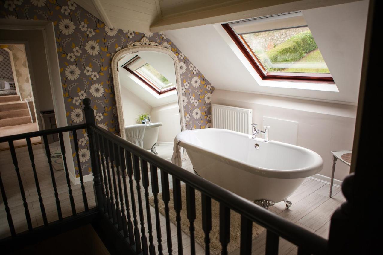 Ty Croeso Boutique B&B Crickhowell Bagian luar foto